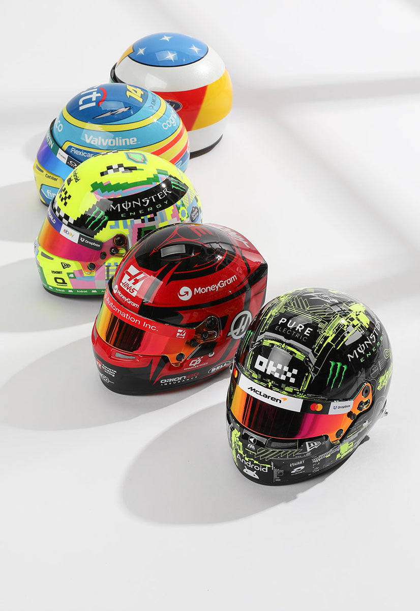 f1 motorcycle helmet Formula One Piedra Studios 2 scale replica of Carlos Sainzs 2025 Williams F1 helmet 1:2 scale 2025 Las Vegas