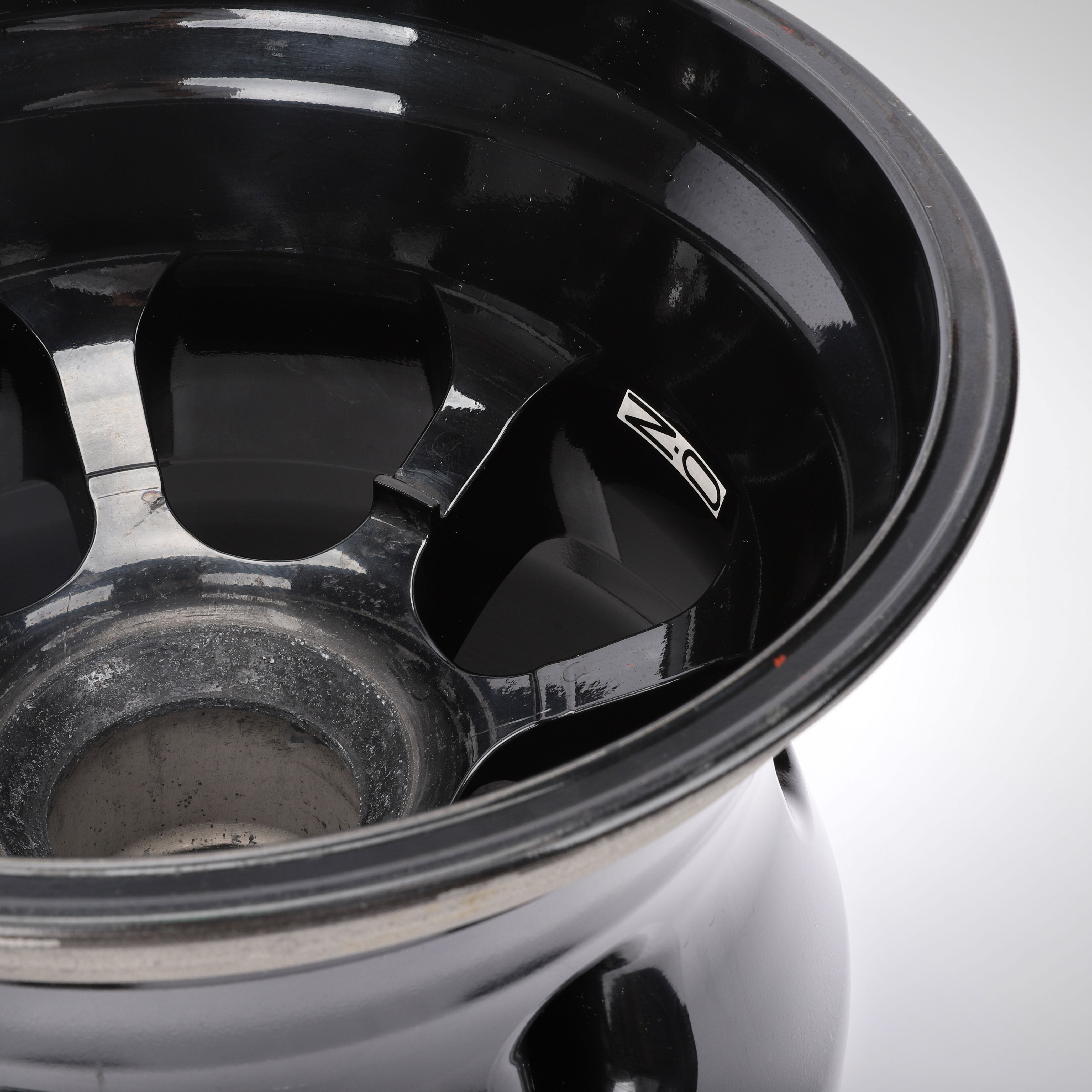 Sergio Pérez Sauber 2012 Race Used Sauber C31 Rear Wheel Rim Table