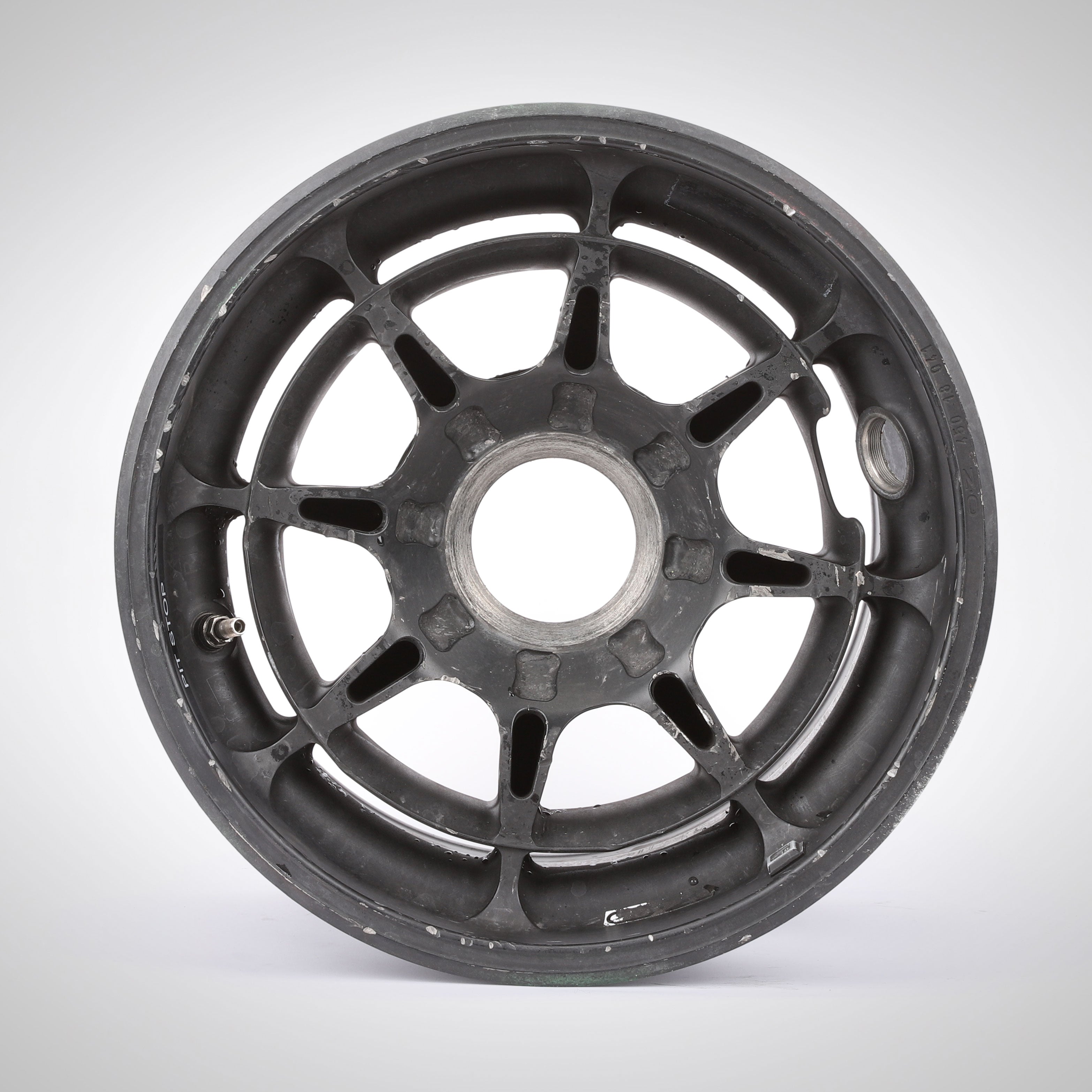 Charles Leclerc 2018 Race Used Sauber C37 Front Wheel Rim Table