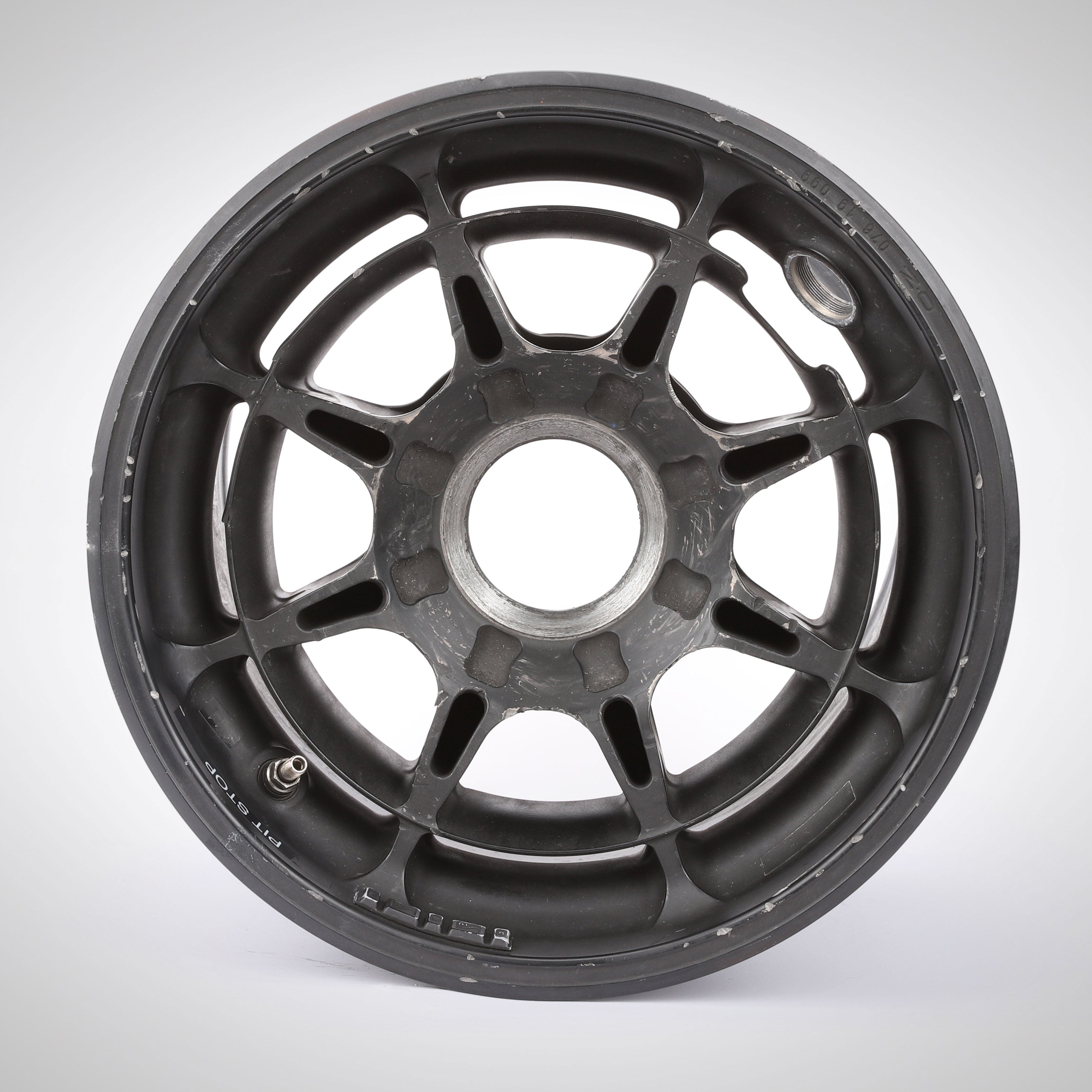 Kimi Räikkönen 2019 Race Used Alfa Romeo C38 Front Wheel Rim Table