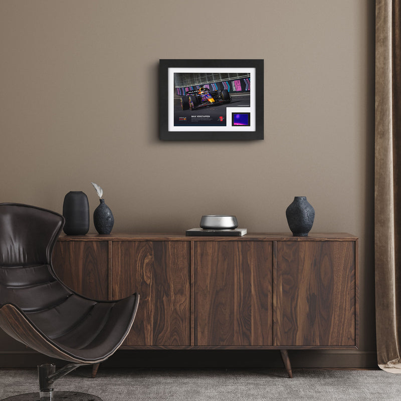 Limited-Edition Max Verstappen 2023 Oracle Red Bull Racing Replica Bodywork & Photo – Under the Lights Edition