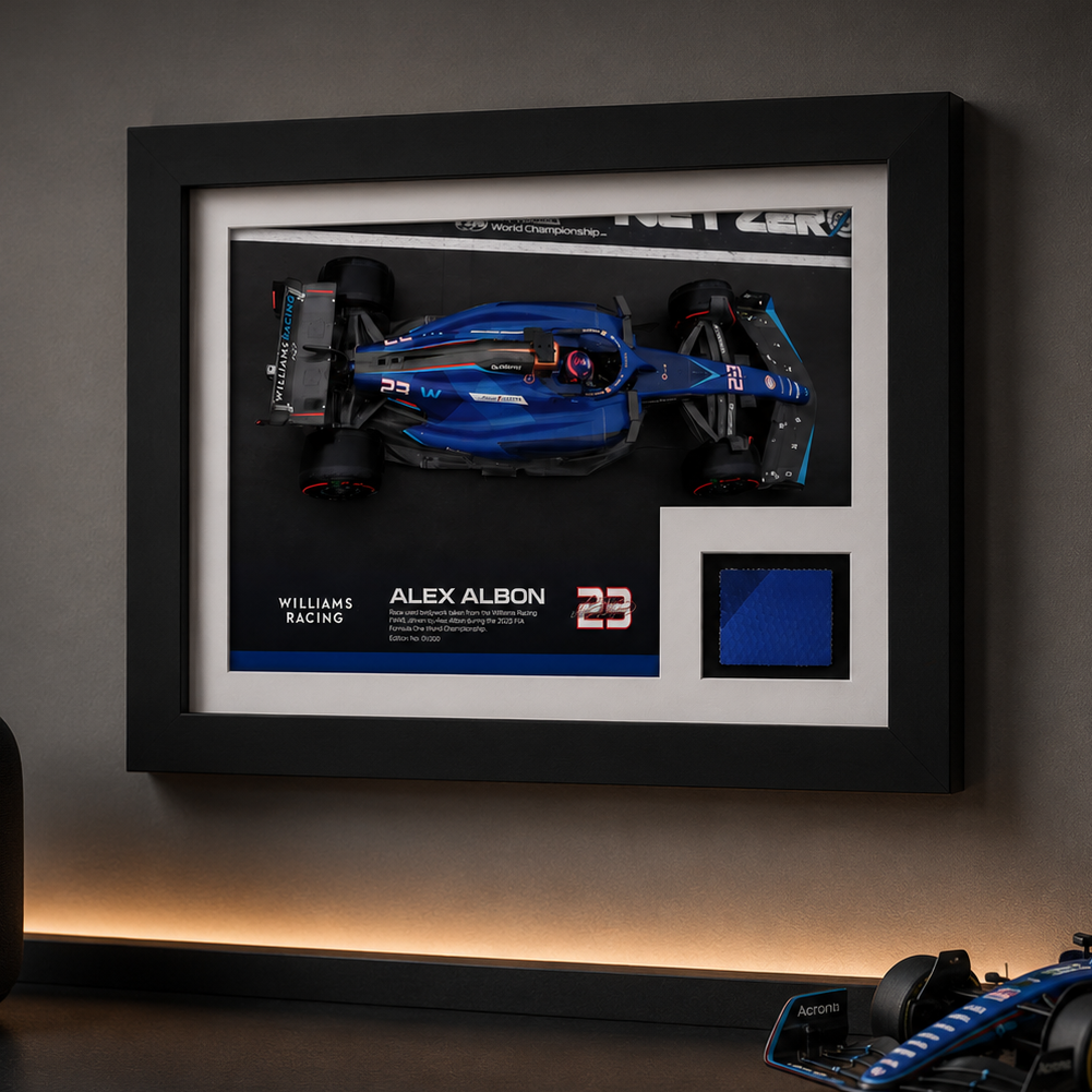 アランページ Limited-Edition Alex Albon 2023 Bodywork & Photo – F1 Authentics