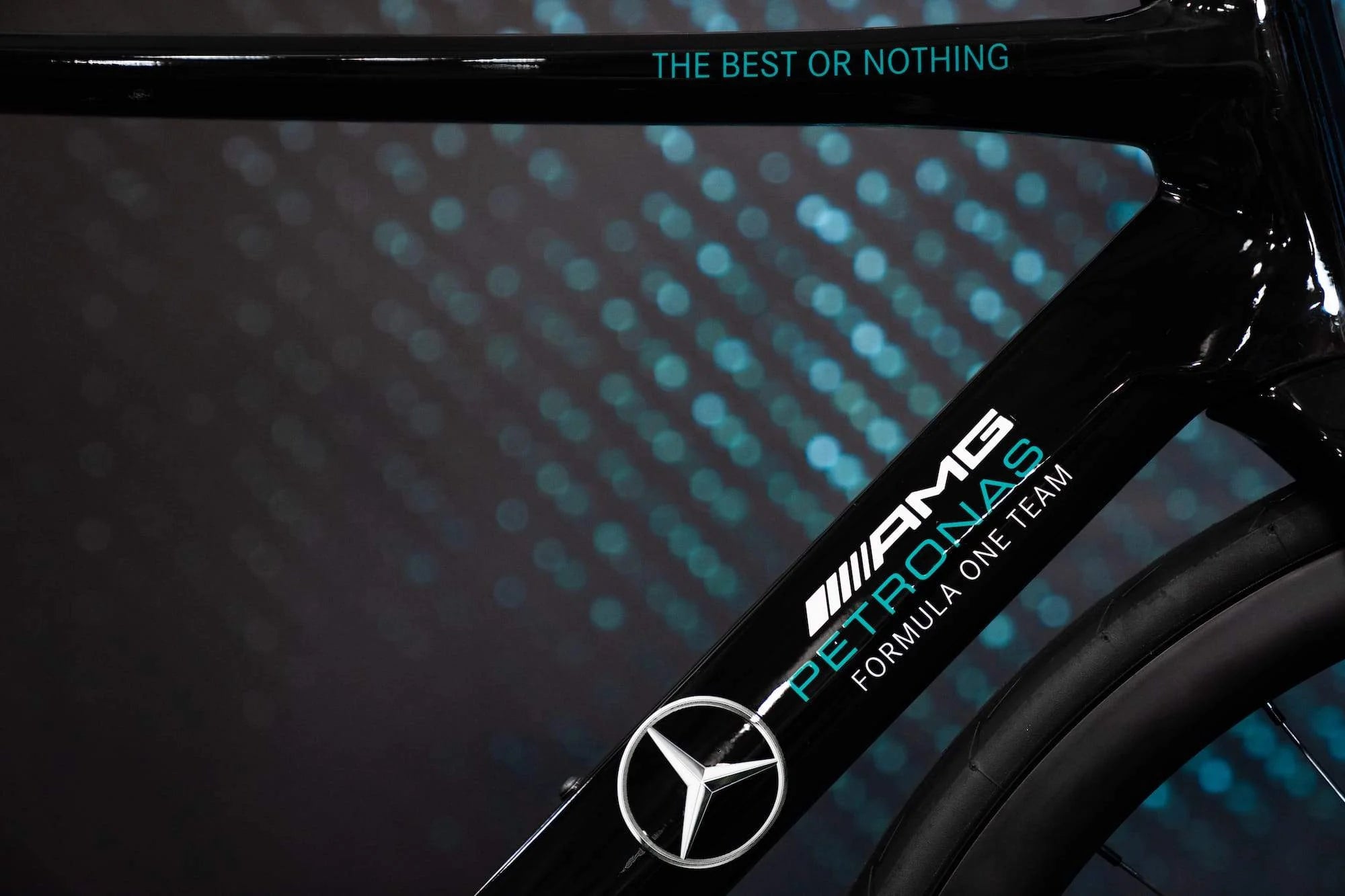 Mercedes-AMG Petronas Formula One Team V12 Road Bike