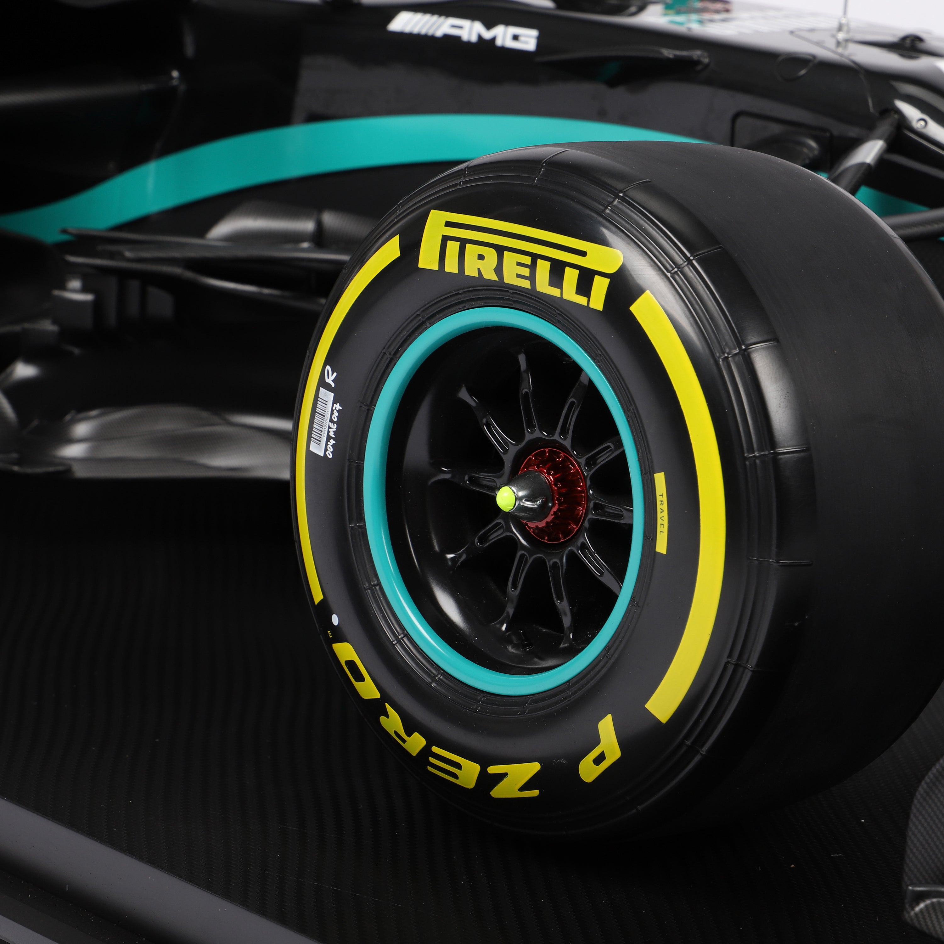Lewis Hamilton 2020 Mercedes-AMG Petronas F1 Team W11 EQ Performance 1:4 Scale Model