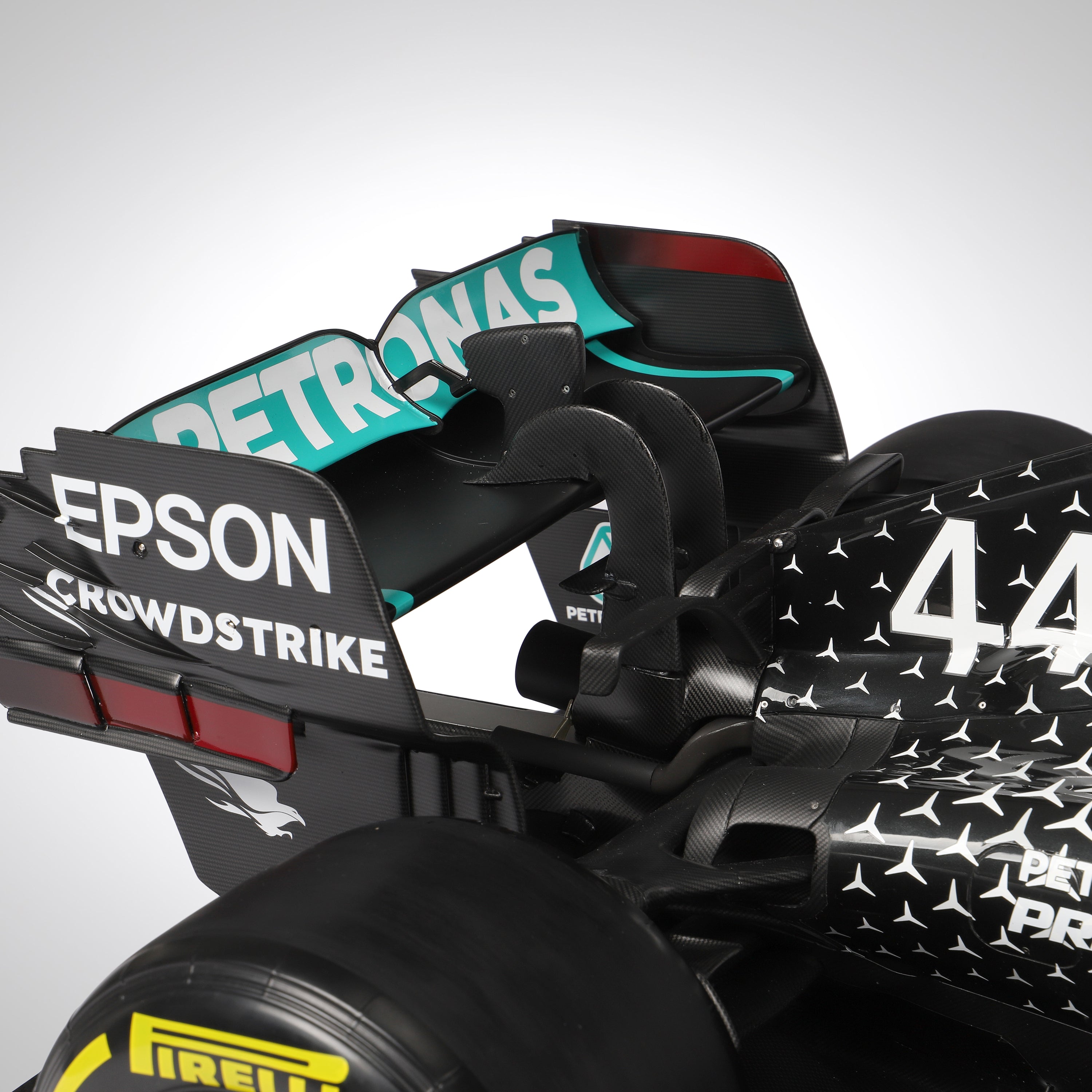 Lewis Hamilton 2020 Mercedes-AMG Petronas F1 Team W11 EQ Performance 1:4 Scale Model