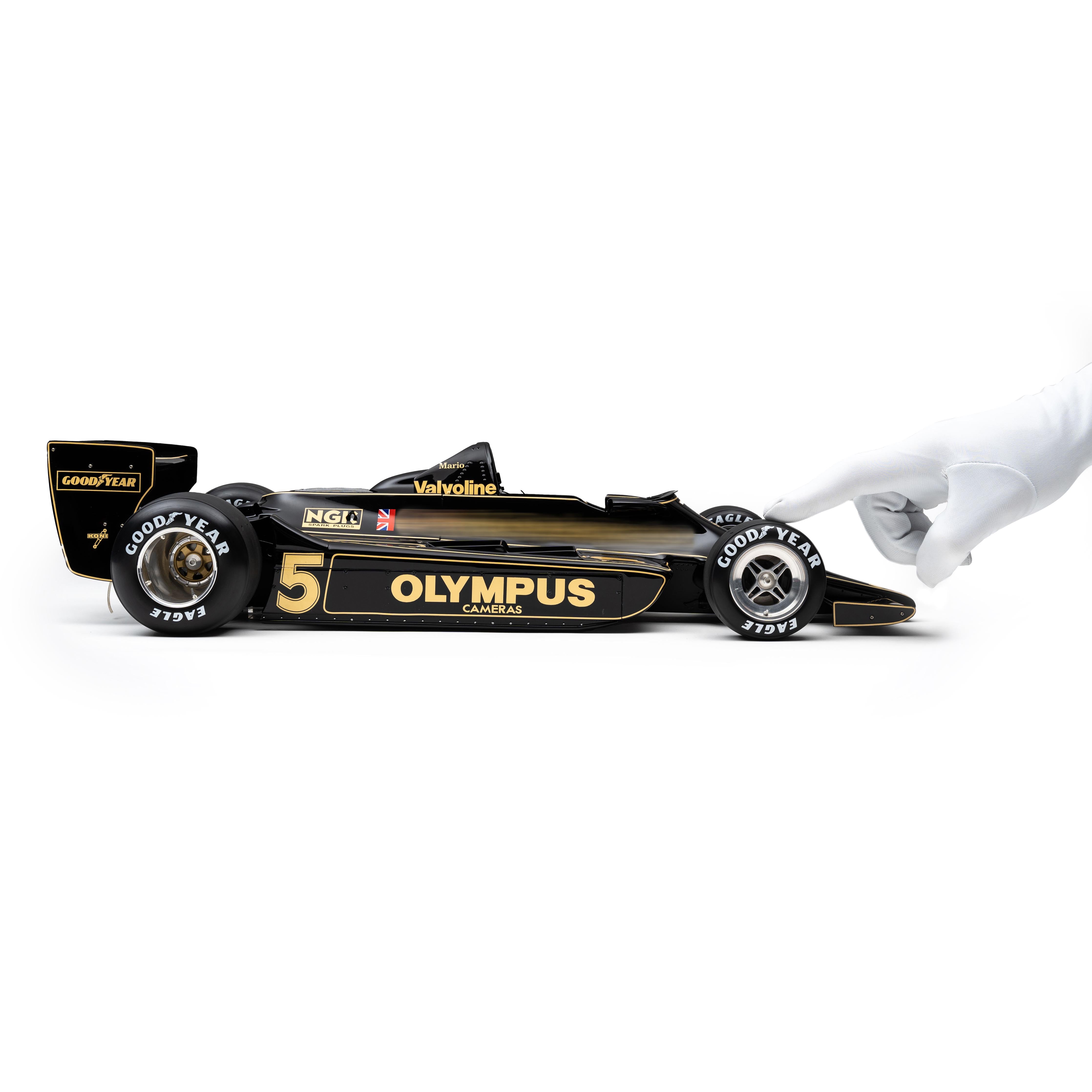 Mario Andretti 1978 Lotus F1 Team Lotus 79 1:8 Scale Model – Dutch GP