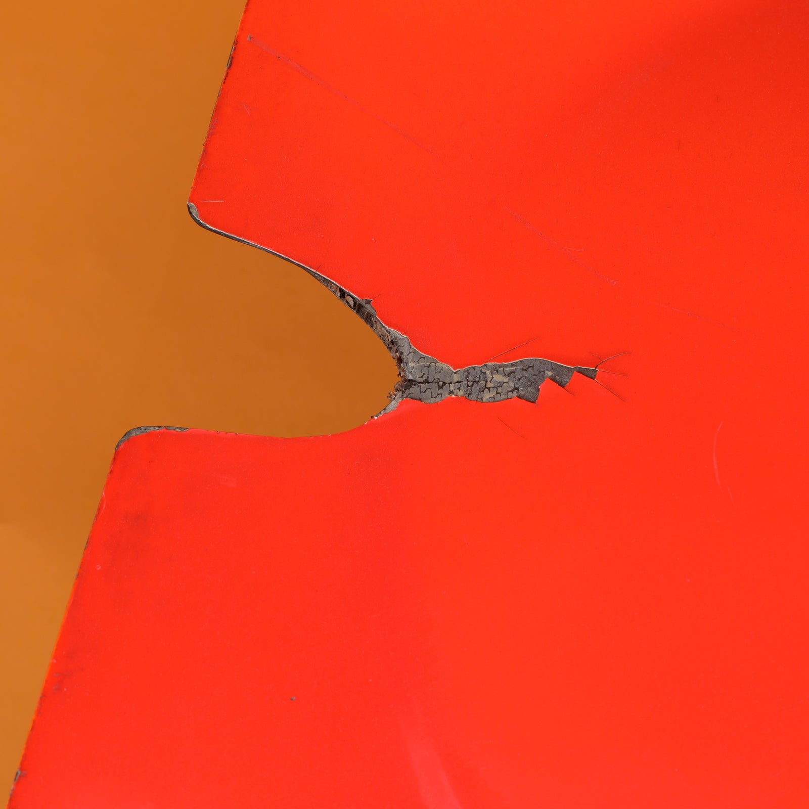 Season Launch LOT 061 - Niki Lauda 1982 McLaren MP4/1 Race Used Engine Cover