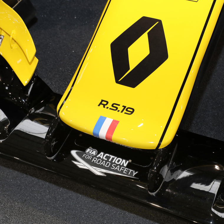 Lotus E22-03 2014 exhibition rolling chassis finished in 2019 RS19 livery, authentic Formula 1-inspired collector centrepiece