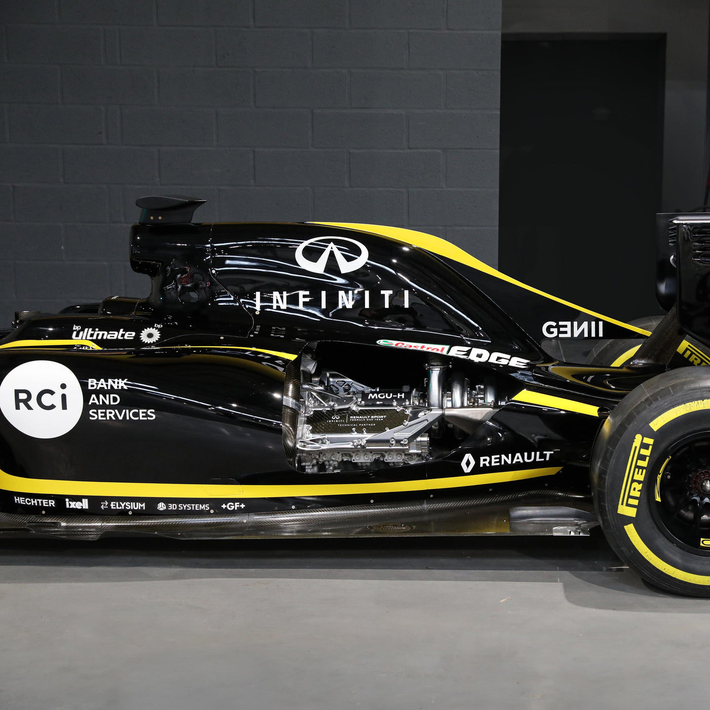 2014 Lotus E22-03 Rolling Chassis (2019 RS19 Livery)