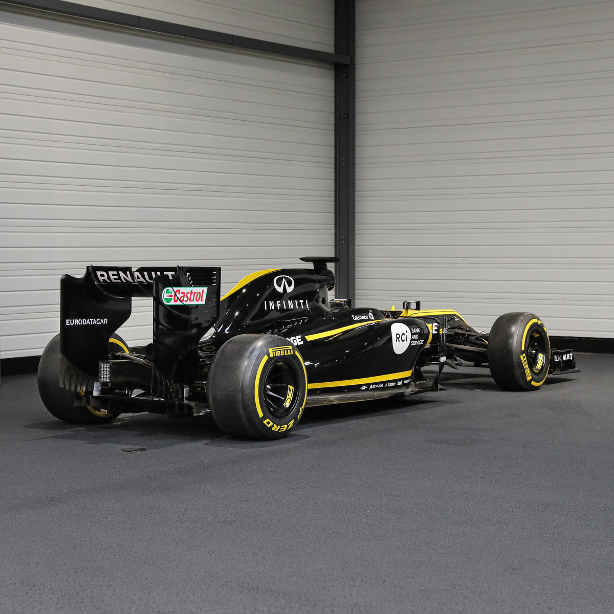 Lotus E22-03 2014 Formula 1 rolling chassis in 2019 RS19 livery, full-size collector display for motorsport enthusiasts