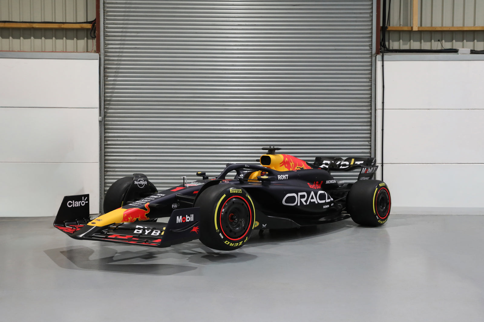 Official Oracle Red Bull Racing 2024 RB20 Show Car
