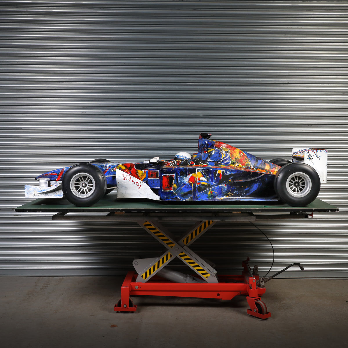 The Austin Auction LOT 010 - 2001 Sauber C20 Wind Tunnel Model - 50% Scale