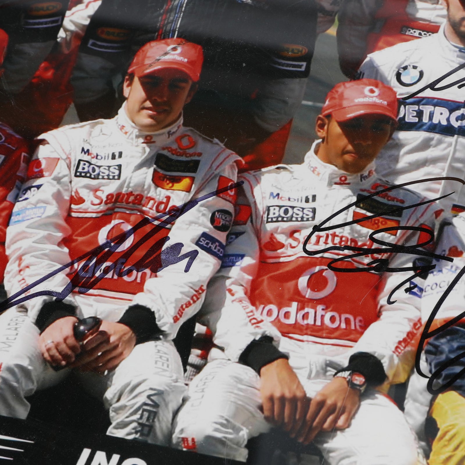 LOT 576 - Signed 2007 Australian GP Formula One Full Grid Photo - Make-A-Wish