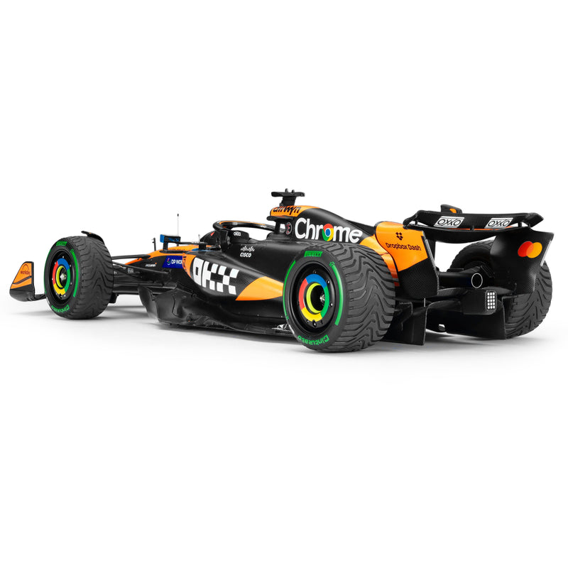 Oscar Piastri 2025 McLaren MCL39 1:18 Scale Model Australian GP Edition