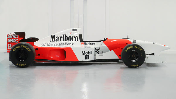 Marlboro McLaren メルセデスMP4/10 1/18 1995 McLaren MP4/10 Show Car – F1 Authentics