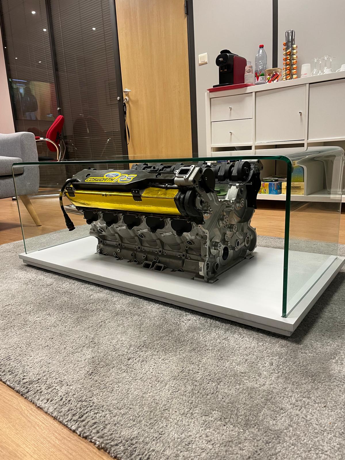 LOT 535 – Ford Cosworth CR 3.0L V10 Engine Table