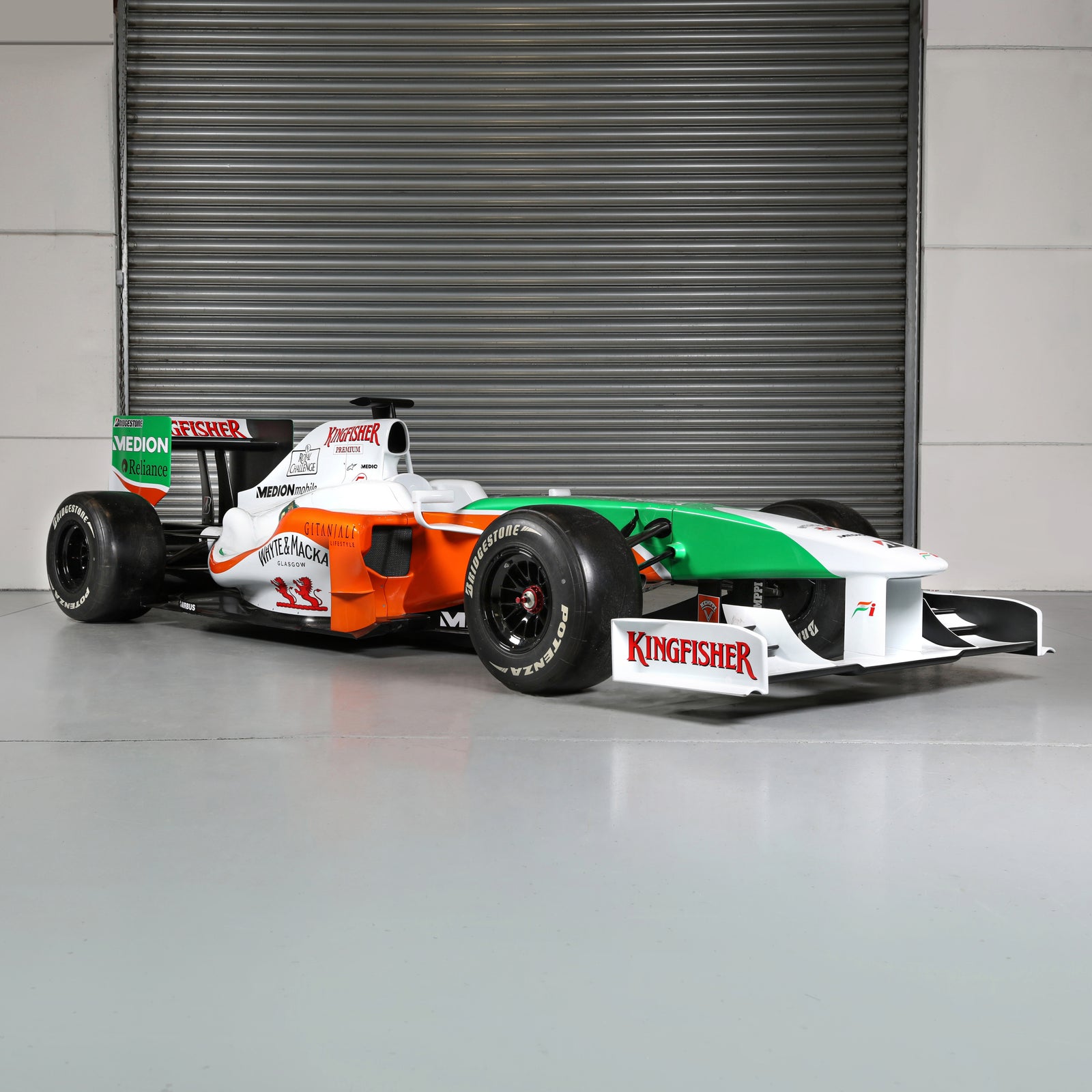 LOT 733 - 2009 Force India VJM02-02S Show Car