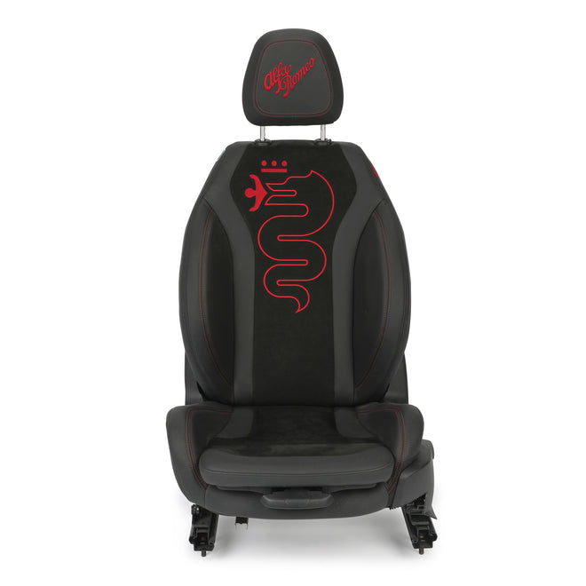 Season Launch LOT 077 - Alfa Romeo 2023 Pit Garage Drivers Chair