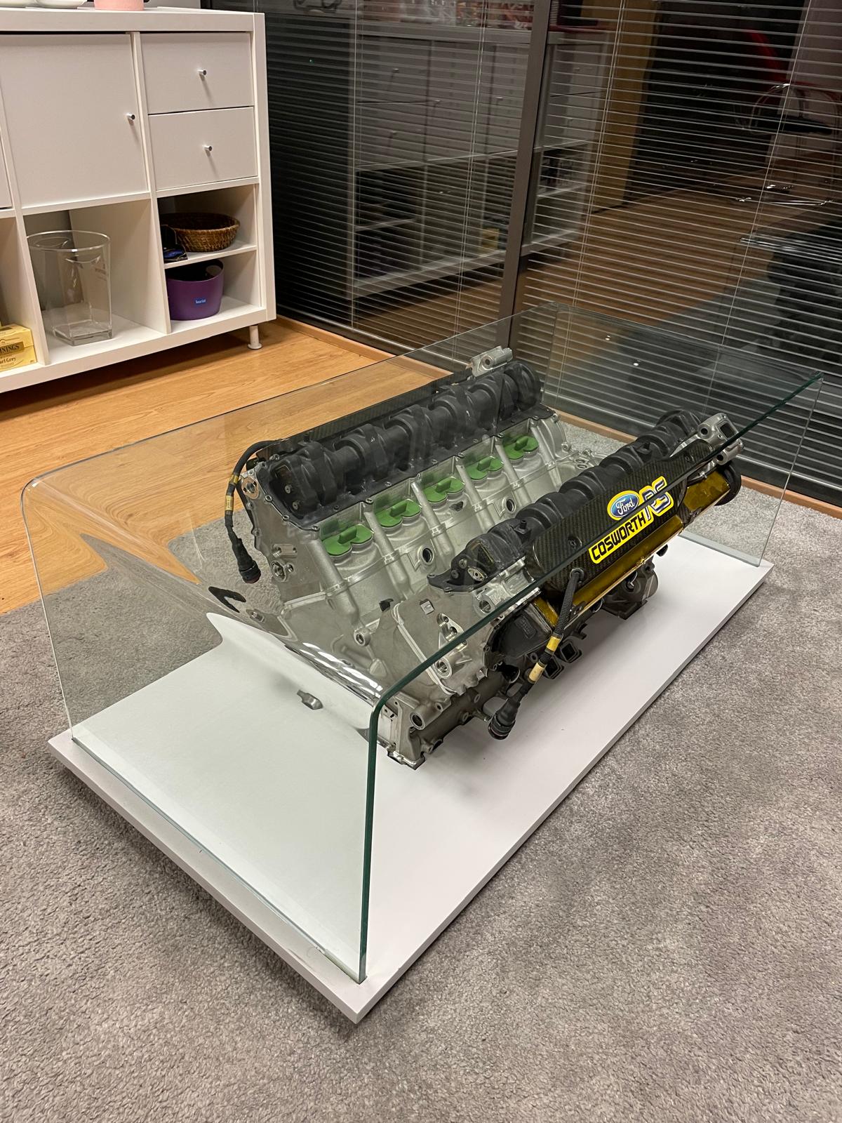 LOT 535 – Ford Cosworth CR 3.0L V10 Engine Table