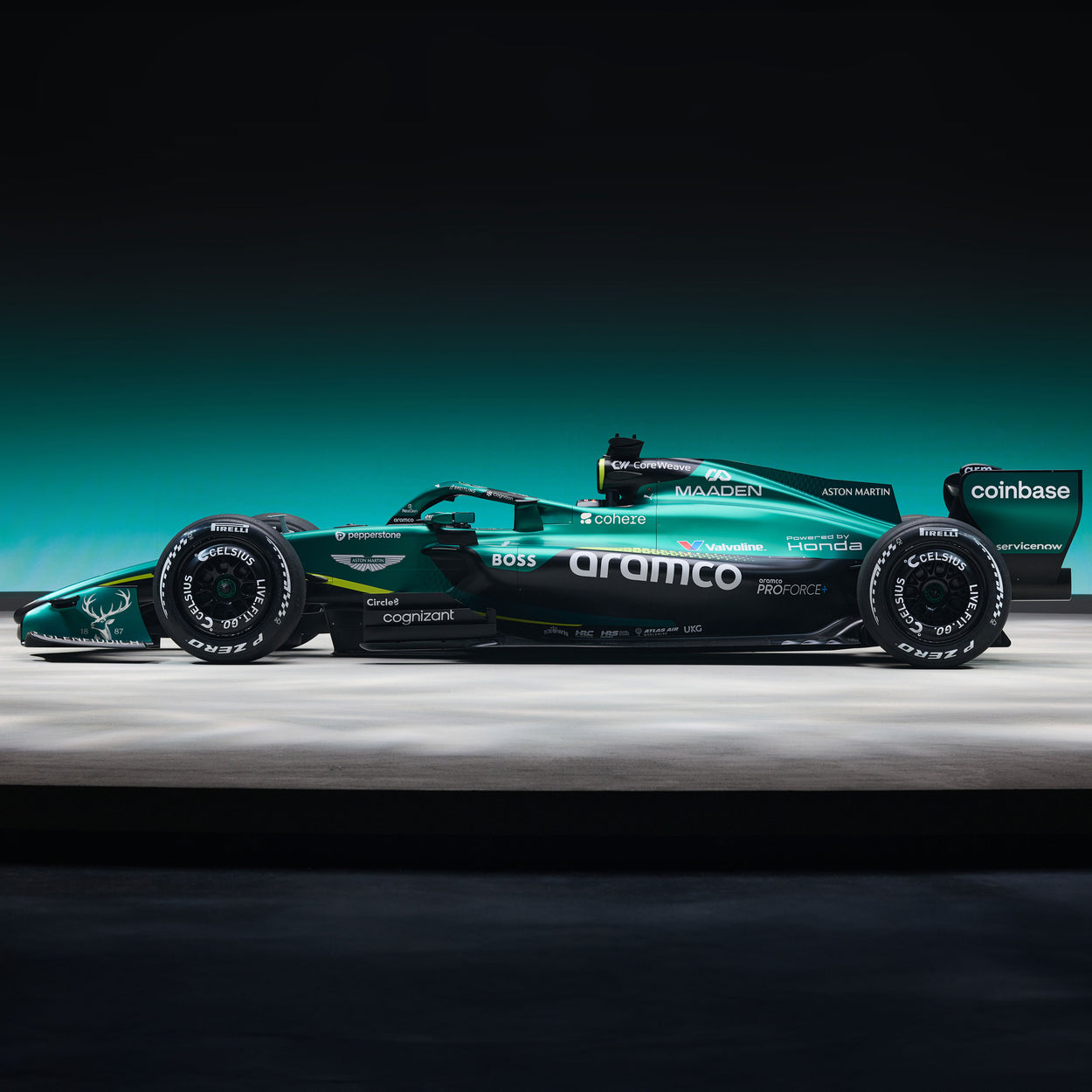 Official Aston Martin Aramco F1® Team 2026 Show Car – AMR26