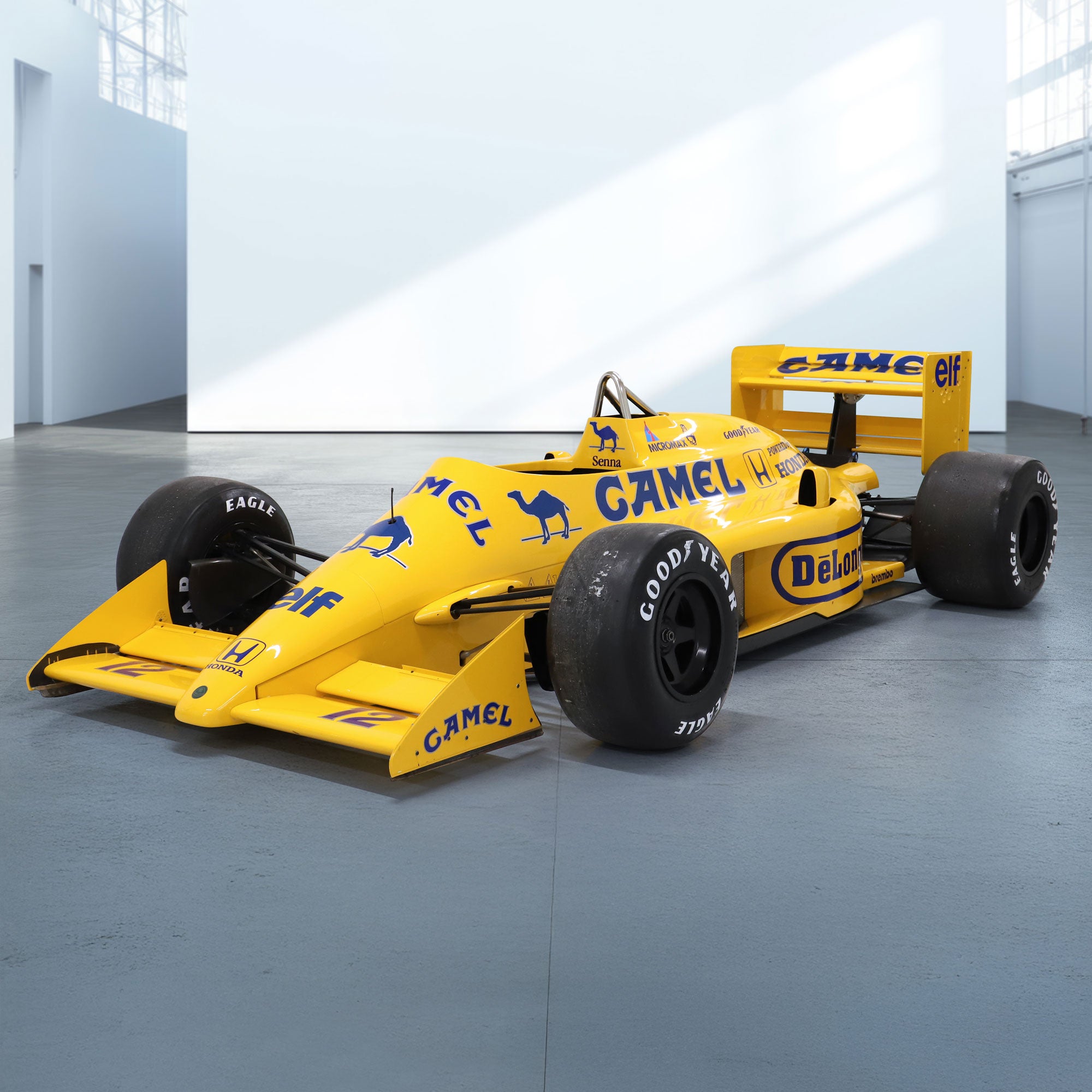 CAMEL Team Lotus F1 TEAM’88  ウェア、バッグ セット Bonhams Cars : Seven Lotus Camel F1 jackets, property of a former