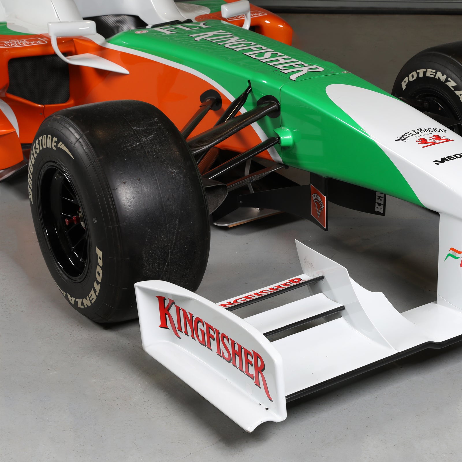 LOT 733 - 2009 Force India VJM02-02S Show Car