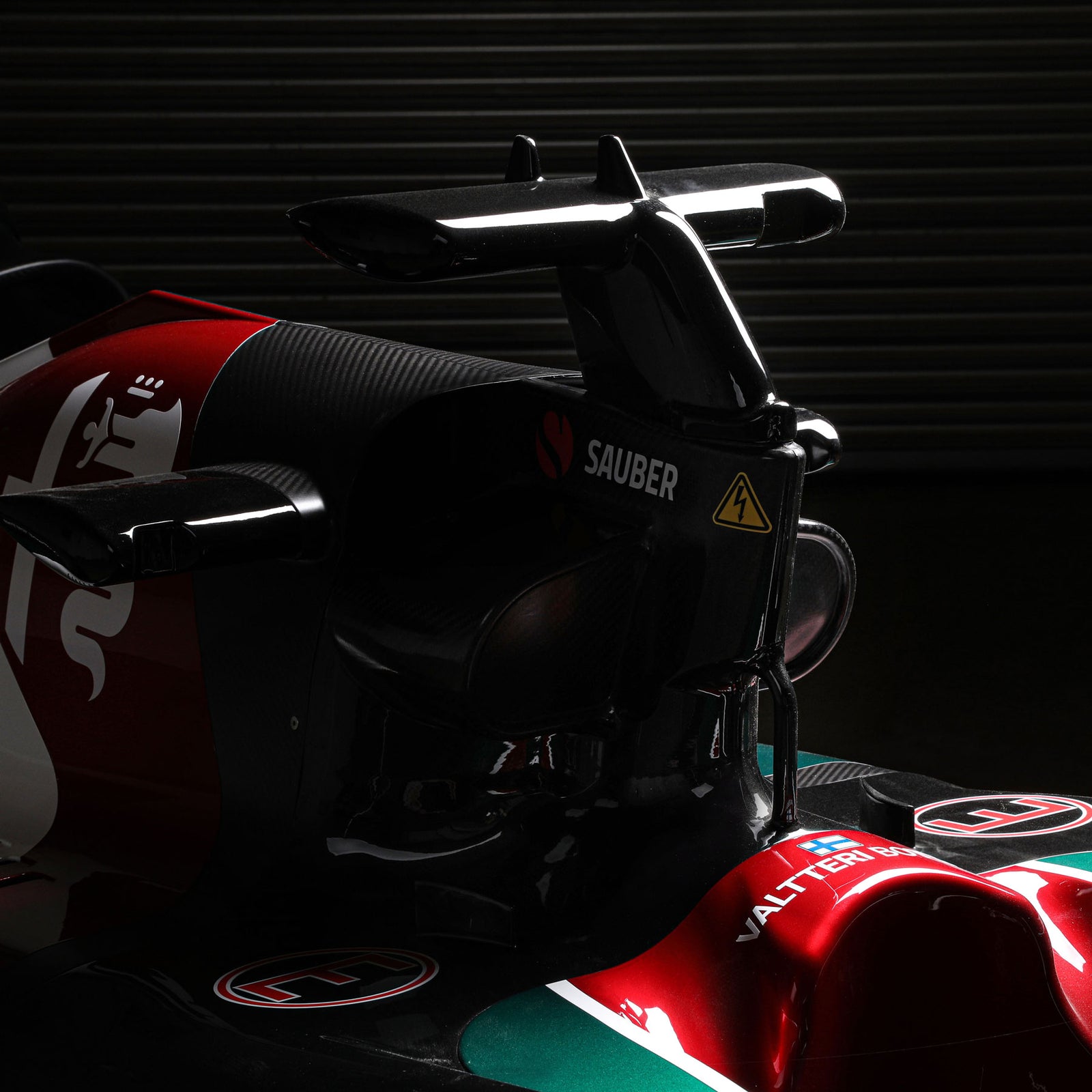 LOT 546 - 2023 Alfa Romeo F1 Team C43 Show Car - Special Edition Monza Livery