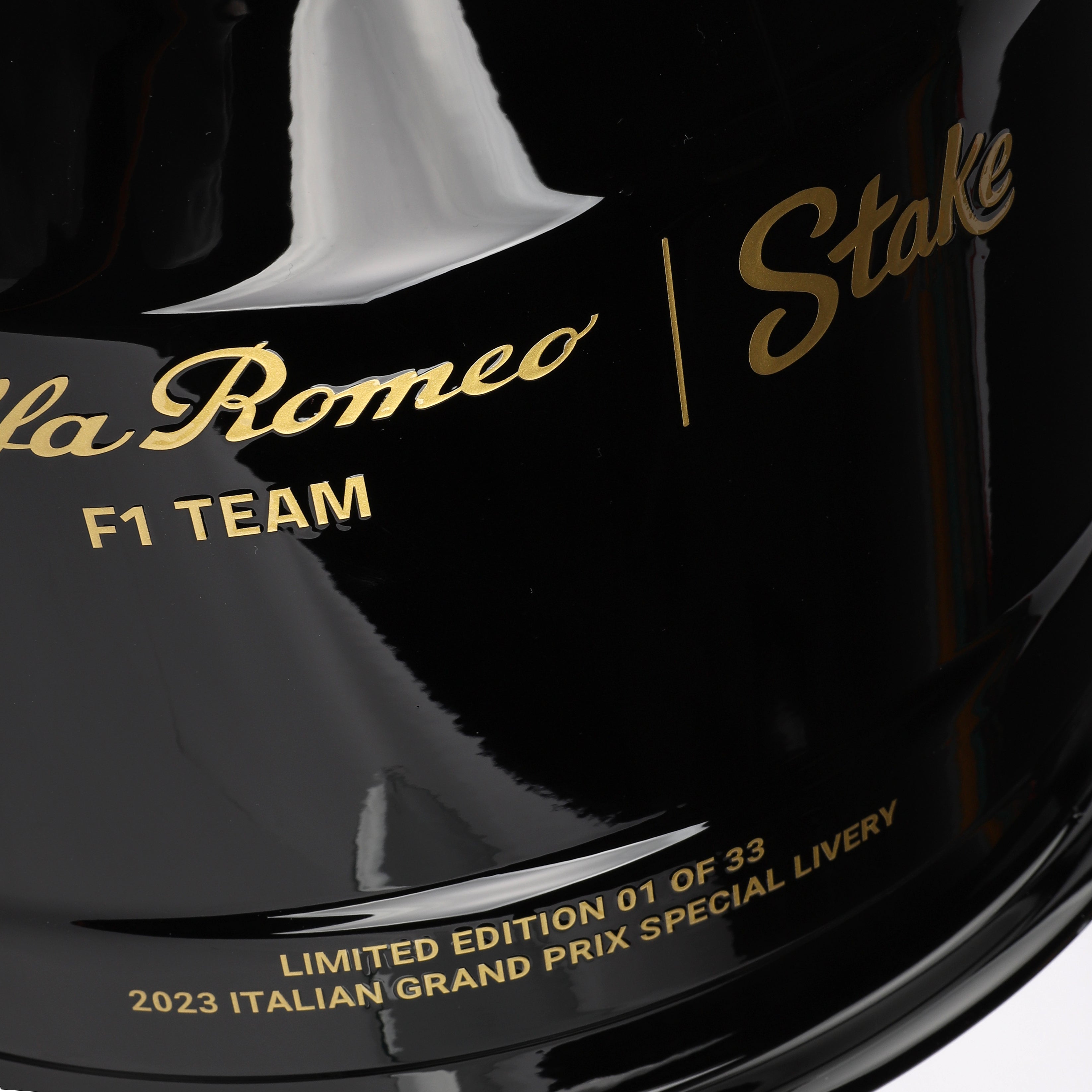 Limited-Edition Alfa Romeo 2023 Rear Wheel Rim Table – Italian GP