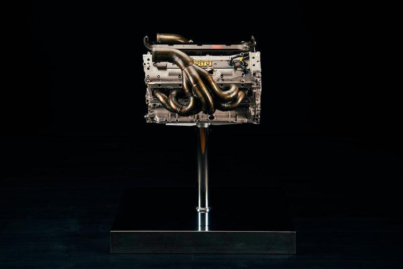 LOT 018 – Michael Schumacher 1998 Signed Ferrari F300 047 Engine