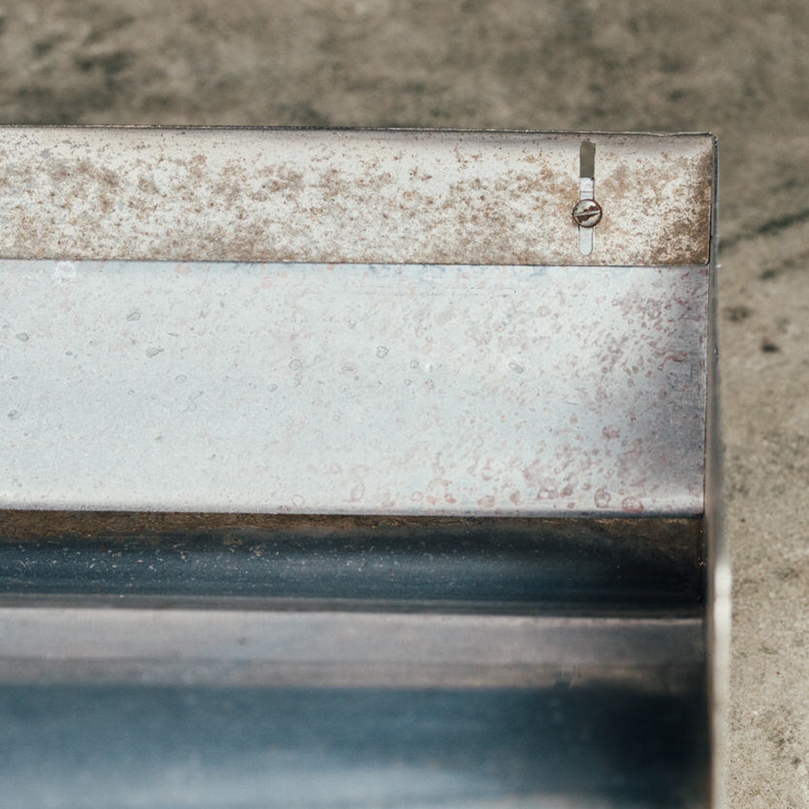 LOT 613 - 1977 Ferrari 312T Niki Lauda Rear Wing Photo Match