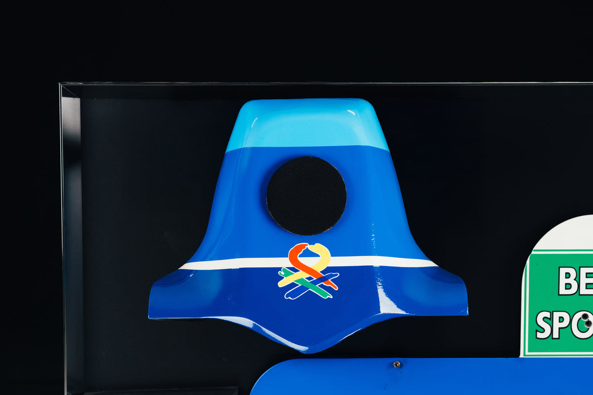 The Austin Auction LOT 024 - Michael Schumacher 1995 Benetton B195 Head Rest & Rear Wing Right-Hand Endplate –  Signed Framed