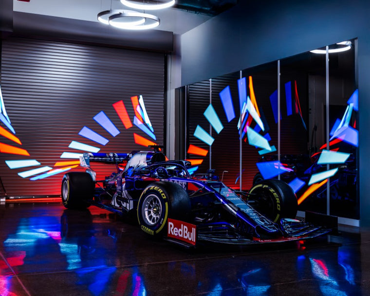 Toro Rosso STR14-04 P2 finishing authentic 2019 Formula 1 rolling chassis, exclusive collector memorabilia