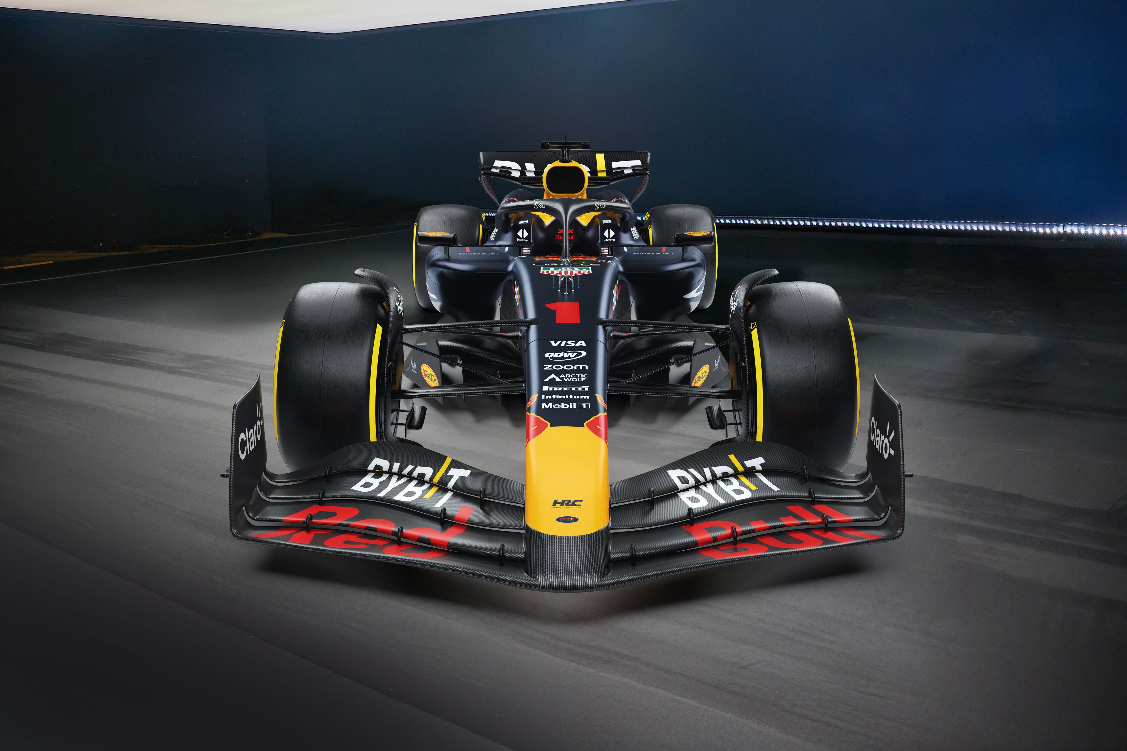 Oracle Red Bull Racing 2024 RB20 Show Car | F1 Authentics
