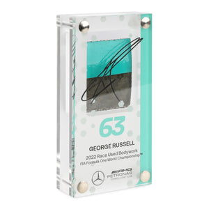 George Russell 2022 Bodywork in Acrylic Formula 1 collectible displayed in premium motorsport display