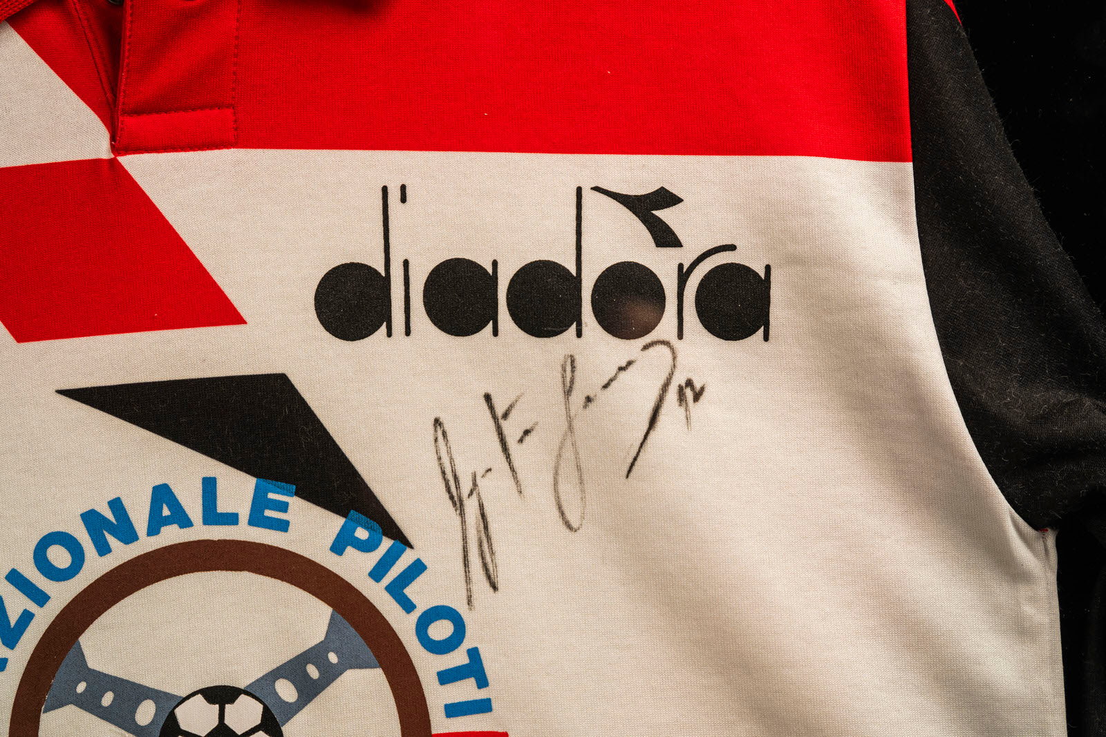 The Miami Auction LOT 002- Ayrton Senna 1992 Nazionale Piloti Shirt - Signed Framed