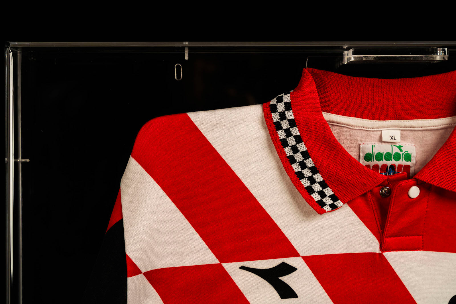 The Miami Auction LOT 002- Ayrton Senna 1992 Nazionale Piloti Shirt - Signed Framed