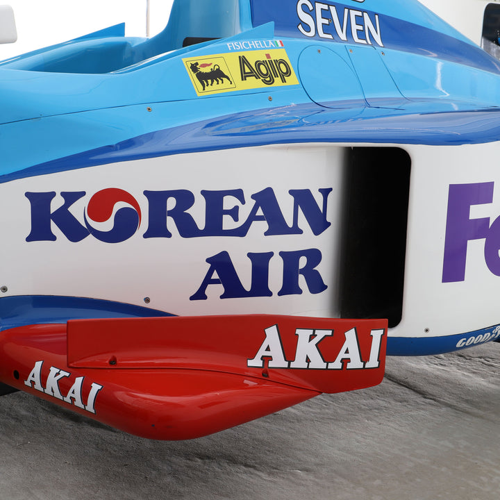 1998 Benetton B198 Official Running Race Car