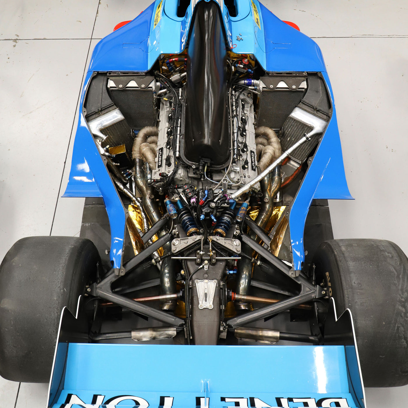 1998 Benetton B198 Official Running Race Car