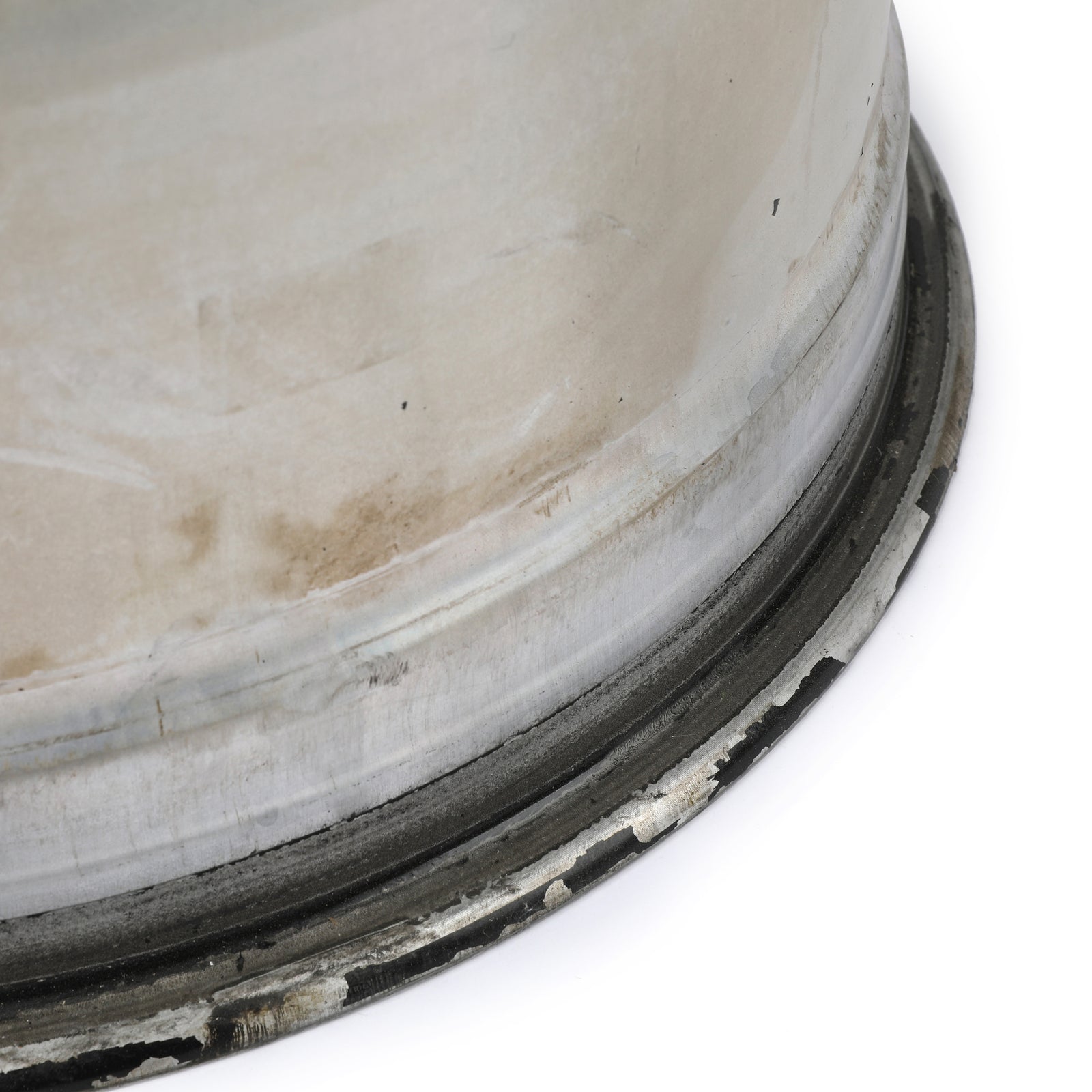 Auction LOT 014 - Lance Stroll 2024 Aston Martin 2024 Wheel Rim - Used