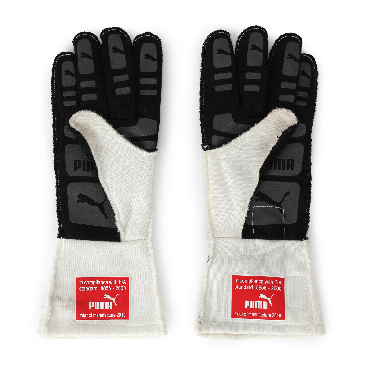 The Austin Auction LOT 049 - Lewis Hamilton 2019 Race Worn Signed Gloves - British GP