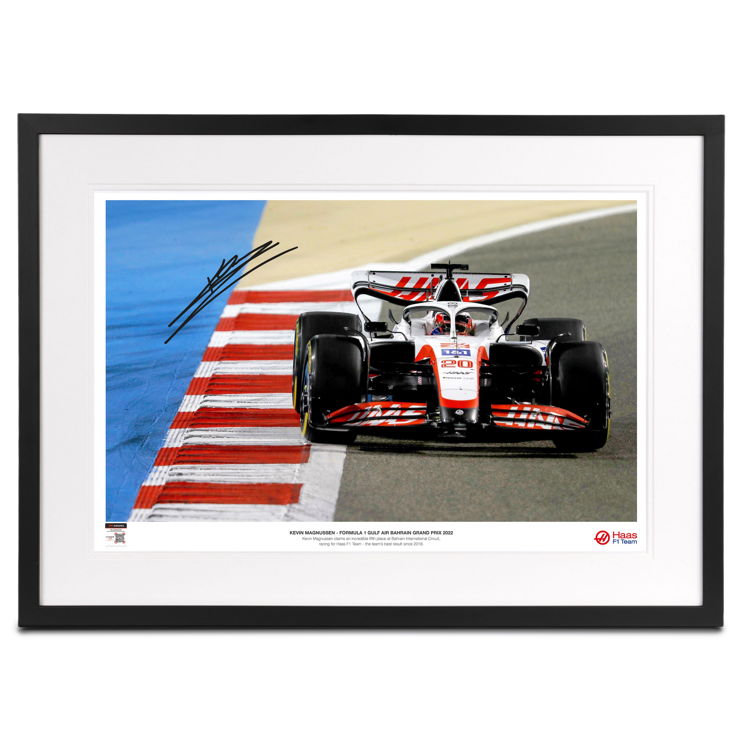 Kevin Magnussen 2022 Signed Photograph – Bahrain GP