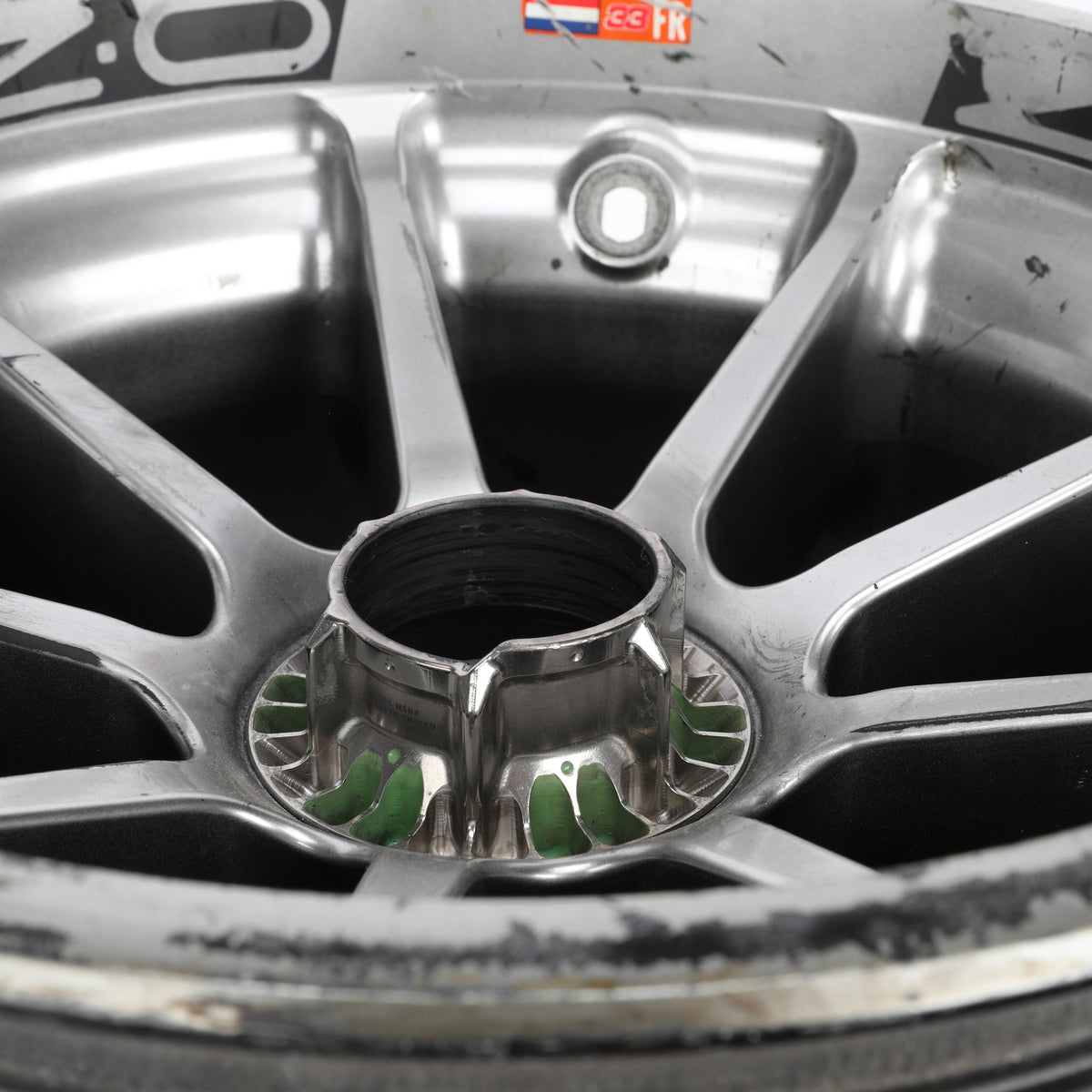 Racing Rim Table Max Verstappen 2020 Front Wheel Rim Table | Red Bull Racing – F1 Authentics