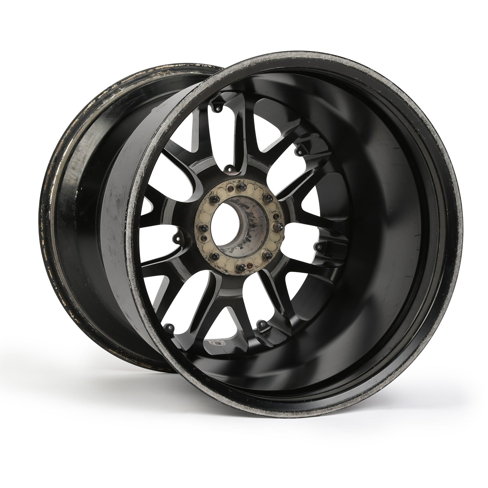 Auction LOT 039 - Max Verstappen 2022 Red Bull Racing F1 Team Rear Wheel Rim Table