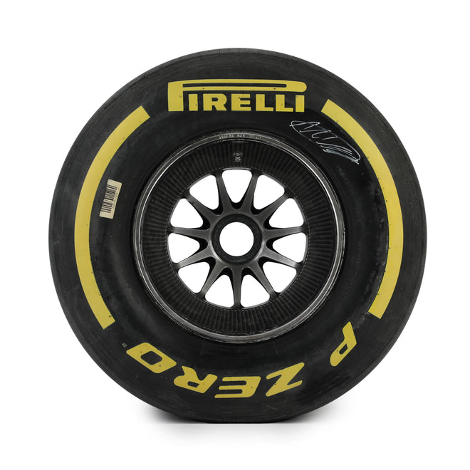 LOT 038 - Max Verstappen 2018 Signed Red Bull Racing Wheel and Tyre