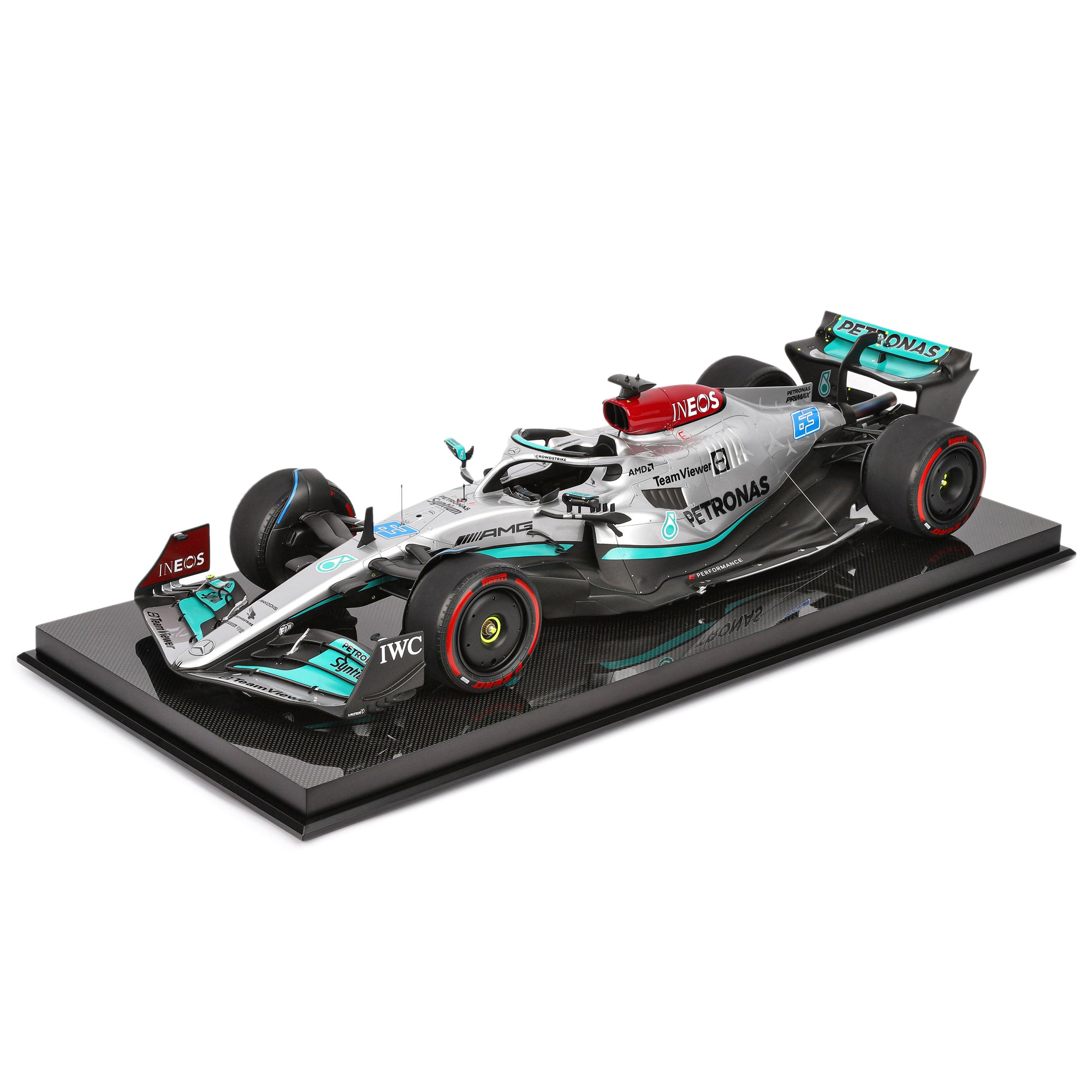 George Russell 2022 Mercedes-AMG Petronas F1 Team W13 E Performance 1:8 Scale Model - Sāo Paulo GP