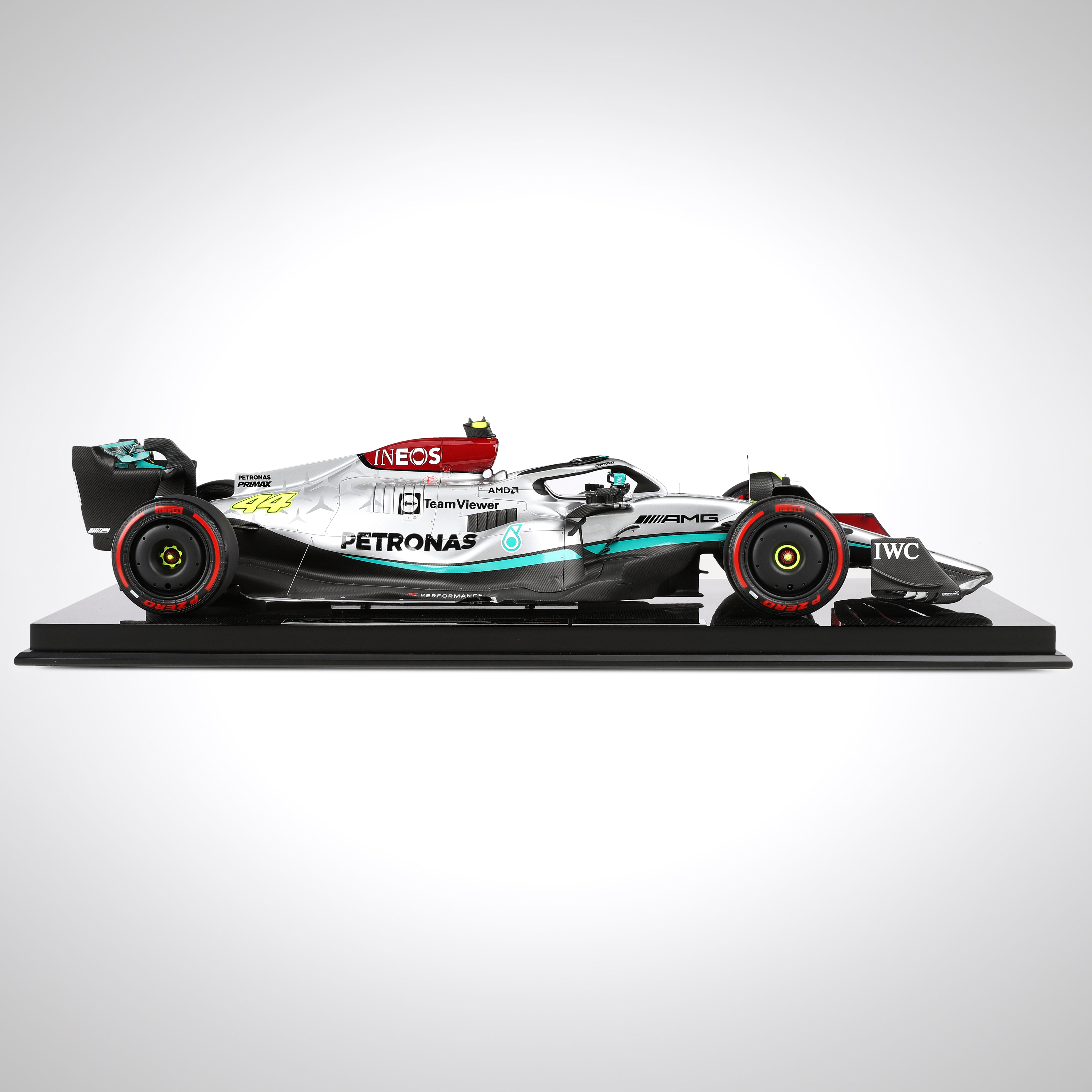Official F1® Models | Formula 1® Scale Models | F1 Authentics