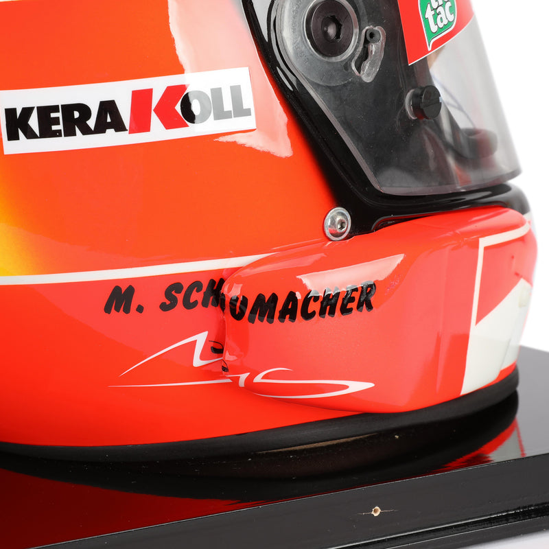 LOT 051 - Michael Schumacher 2000 Replica 1:1 Helmet – Signed Visor