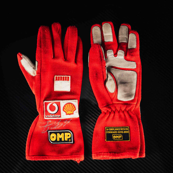 The Austin Auction LOT 044 - Michael Schumacher 2005 Scuderia Ferrari Signed OMP Racing Gloves