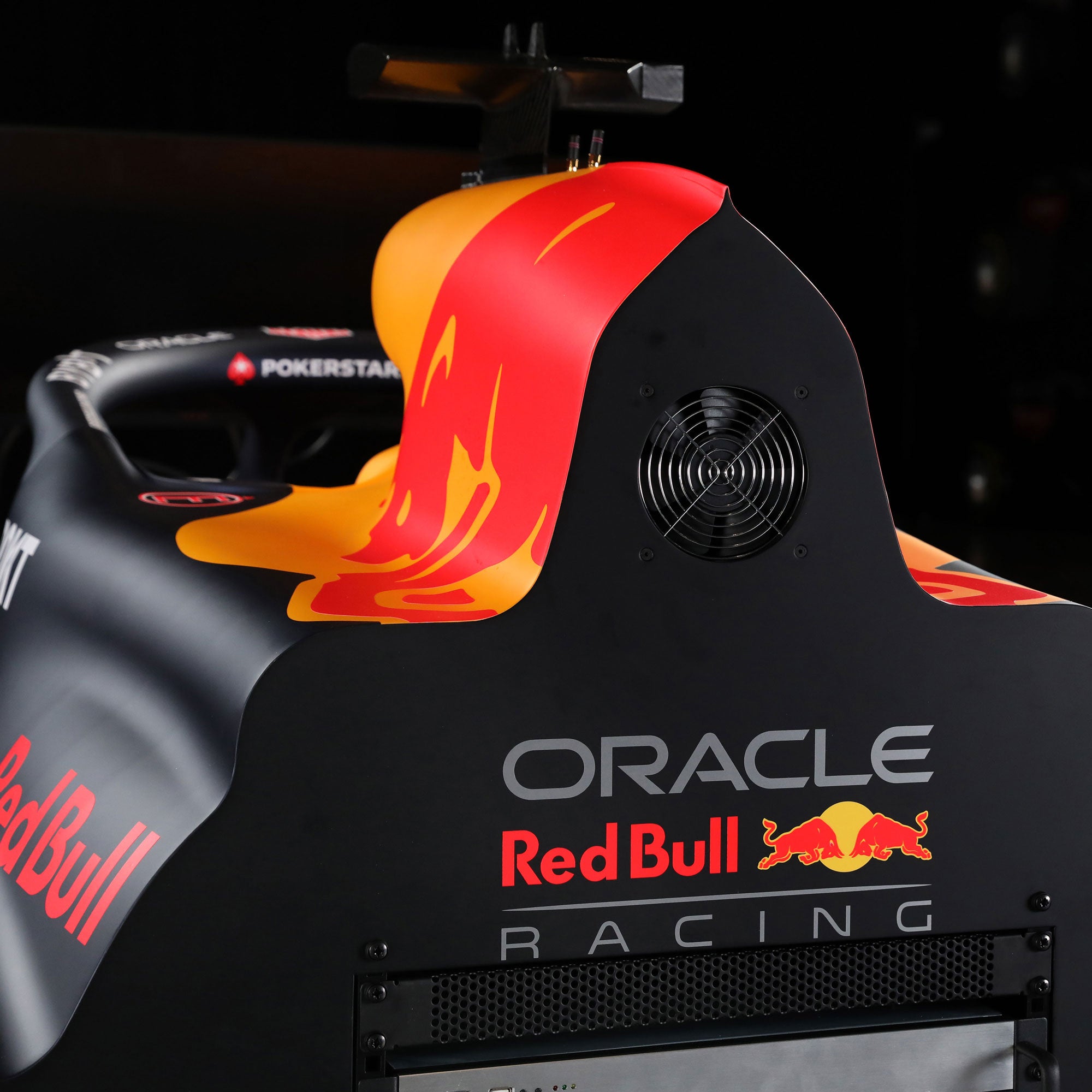 Oracle Red Bull Racing RB19 Simulator