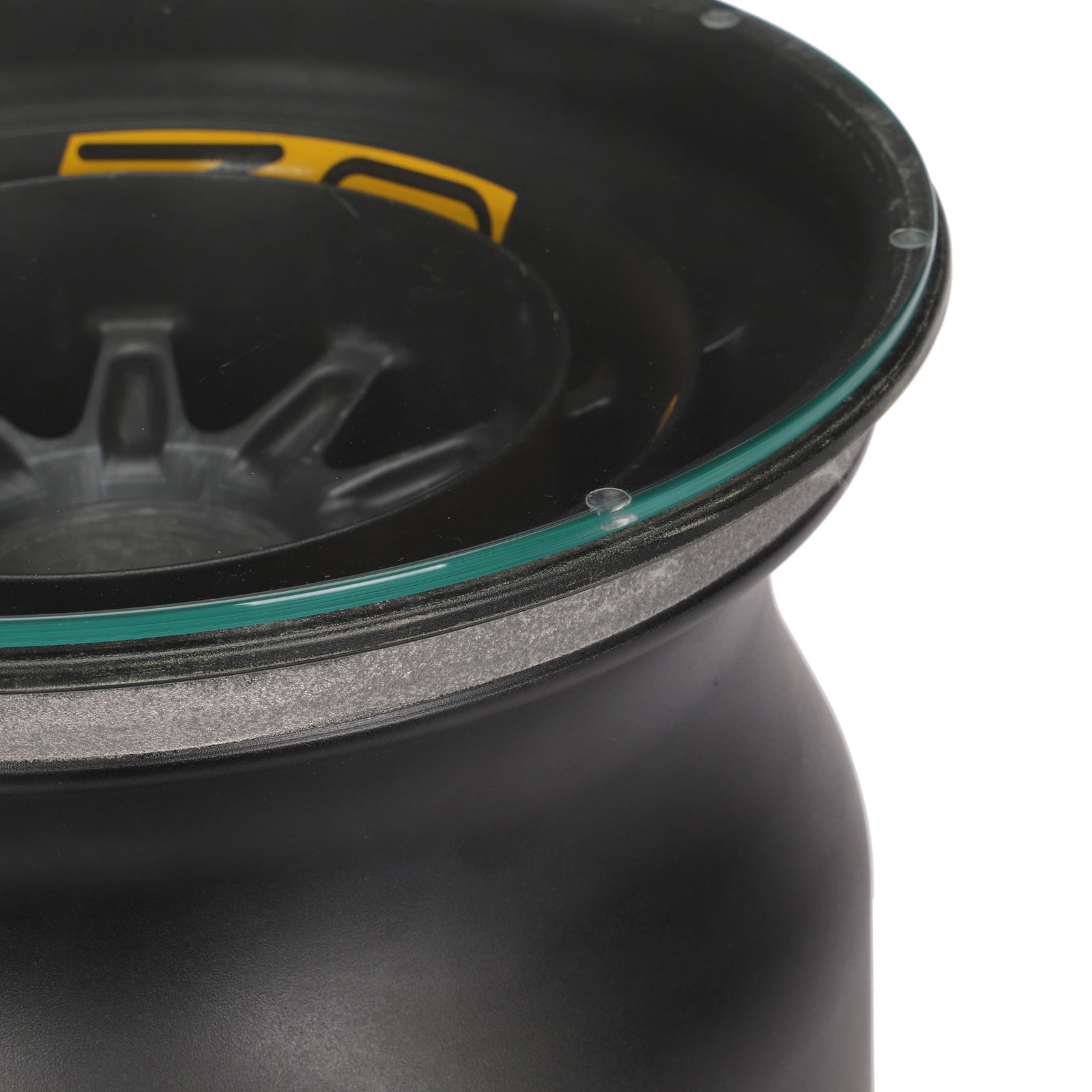 LOT 056 - Renault F1 Team 2017 RS17 Front Wheel Rim